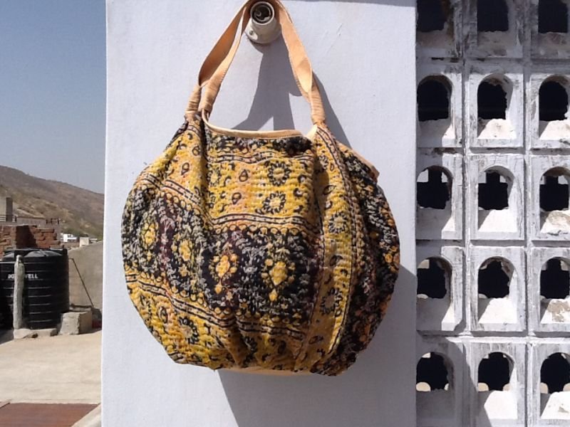 画像1: ラリーキルトbig bag（底キャメルレザー） (1)