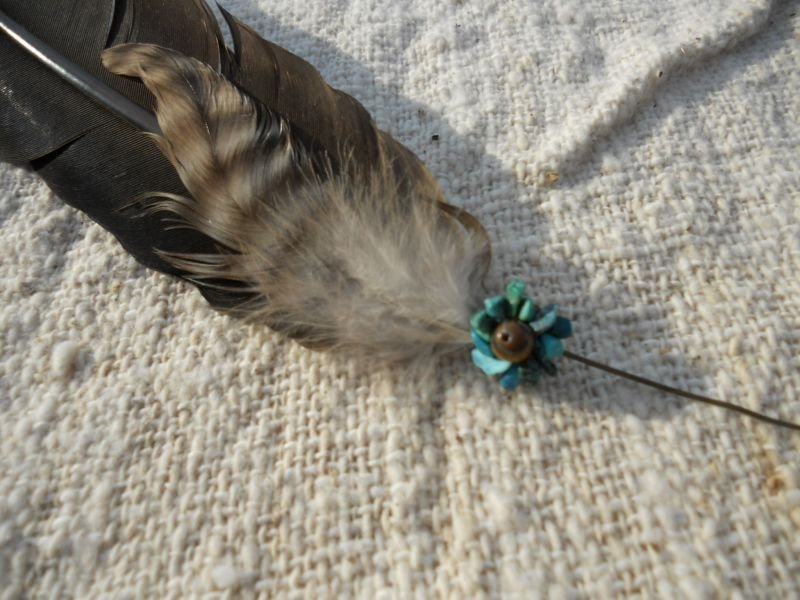 画像2: 天然石&羽根のハットピン✴︎ミネラル＆フェザー　ピン　 (2)