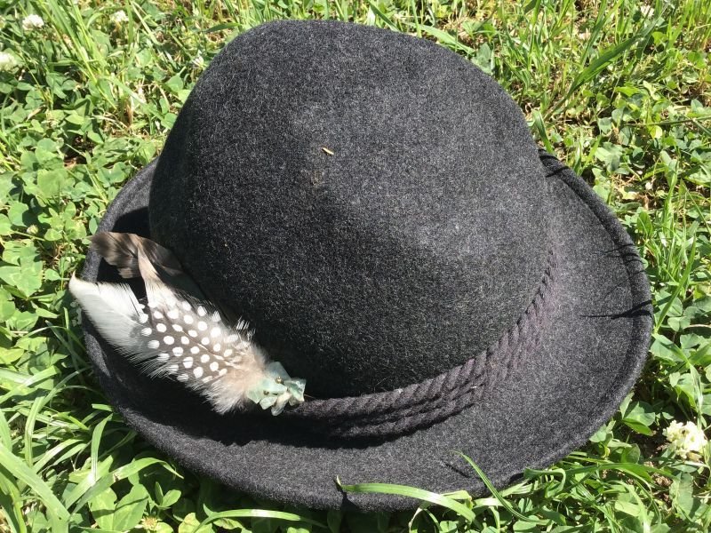 画像9: NEW! 天然石と羽根のハットピン✳︎ミネラル＆フェザー　ブローチ (9)