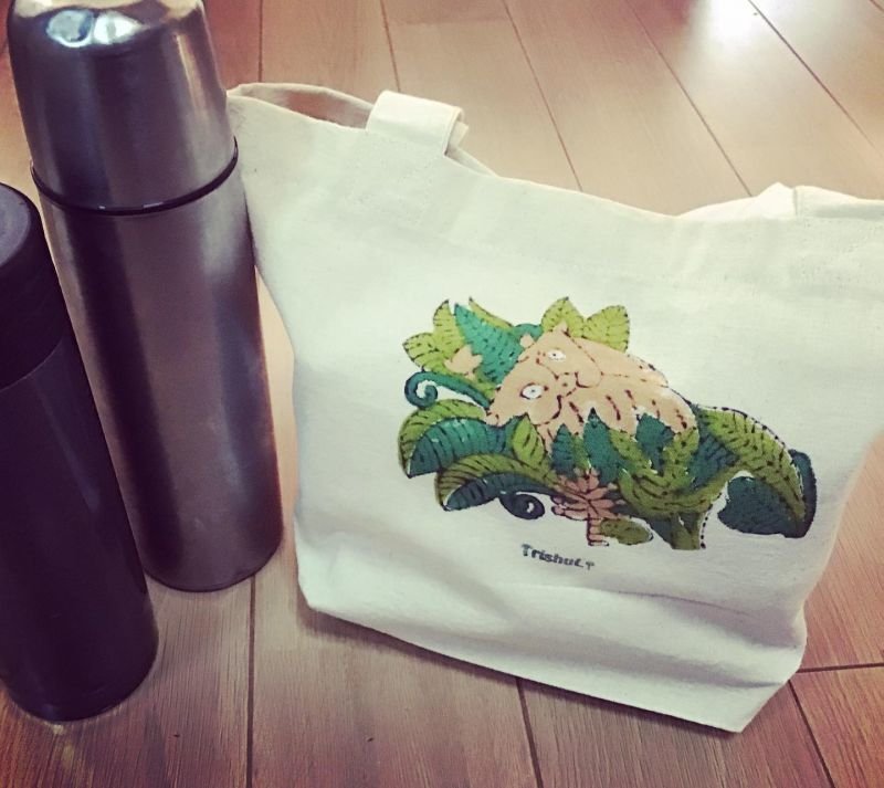 画像1: TrishuLオリジナル!ブロックプリント トートバッグ 大サイズ ⭐︎ 動物柄 牛柄