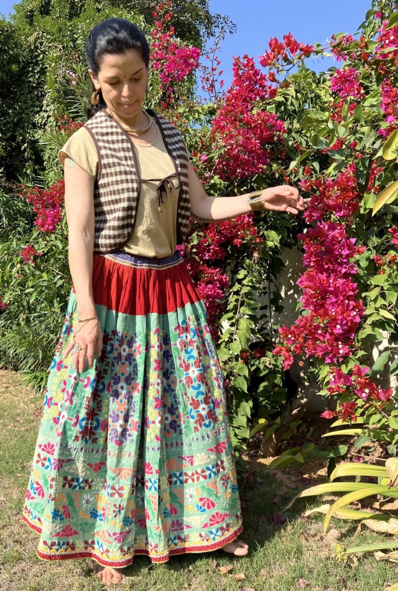 画像1: NEW 手刺繍ボリュームスカート⭐︎ガーグラ グジャラート マキシ丈 5テキスタイル フリーサイズ