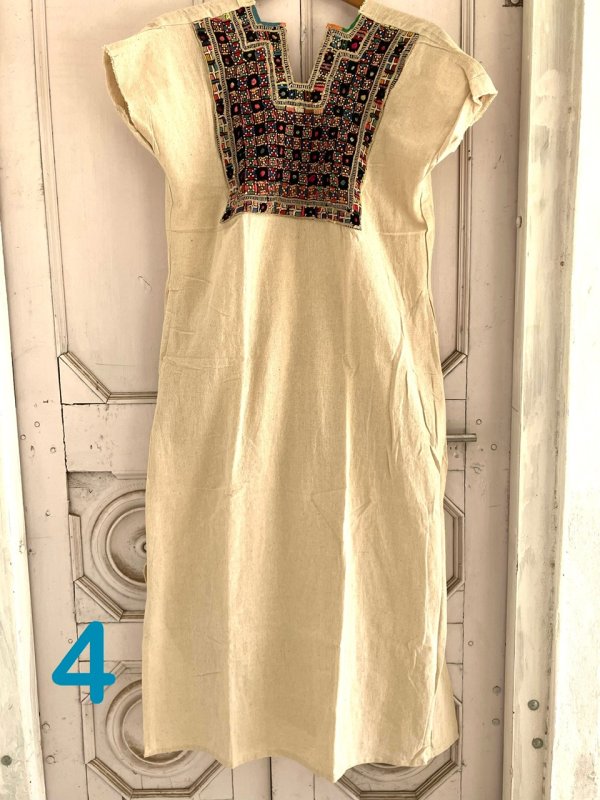 民族手刺繍ミラーワーク スリットマキシワンピ