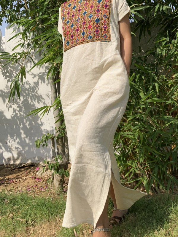 民族手刺繍ミラーワーク スリットマキシワンピ