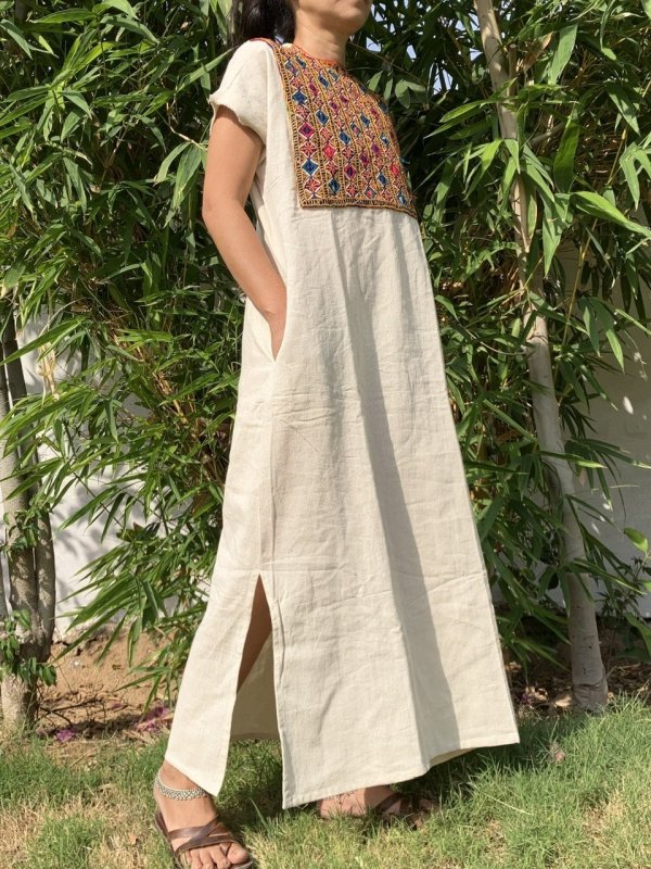 民族手刺繍ミラーワーク スリットマキシワンピ