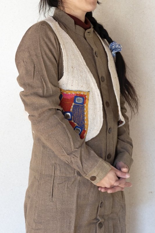 rawsilk 暖かいワンピースカーキ 着画ディテール