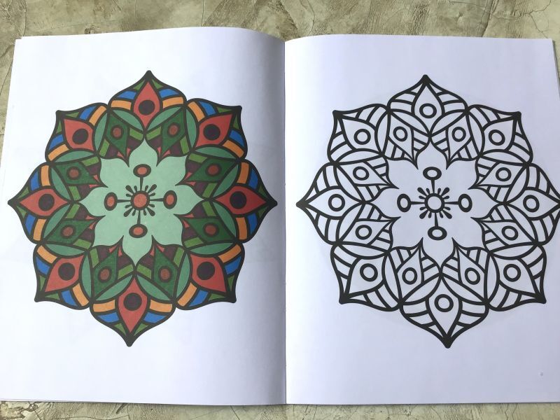 Kids マンダラカラーブック Mandala Colorbook 子供 曼荼羅 塗り絵 ぬりえ